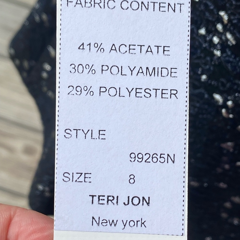 TERI JON DRESS - Picture 12 of 16